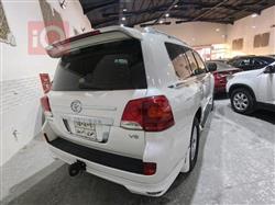 تۆیۆتا لاند کروزەر